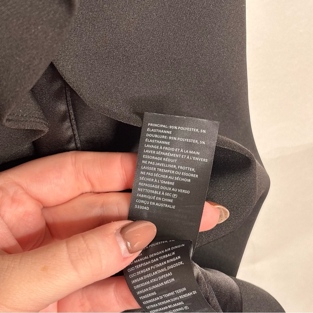 Bardot Carmelle Black Dress Ruffle size 4 - Picture 11 of 16